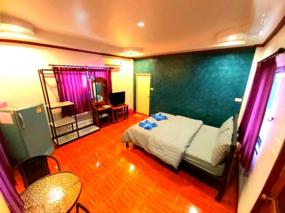 Wilailak Bungalow @ Koh Srichang Đảo Koh Si Chang Ngoại thất bức ảnh