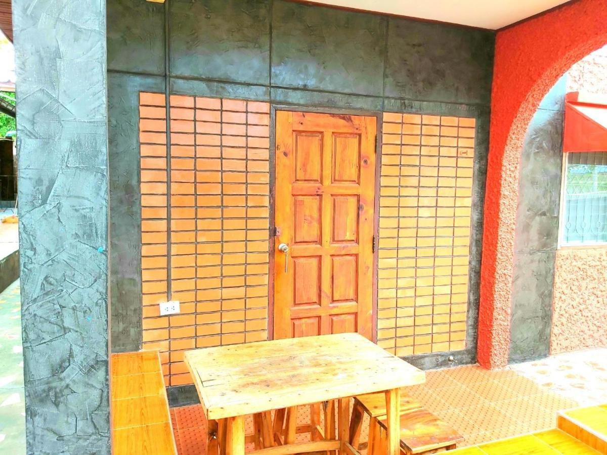 Wilailak Bungalow @ Koh Srichang Đảo Koh Si Chang Ngoại thất bức ảnh